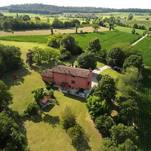 Le Mansarine Charme Bed & Breakfast Castellaro (Lombardy)